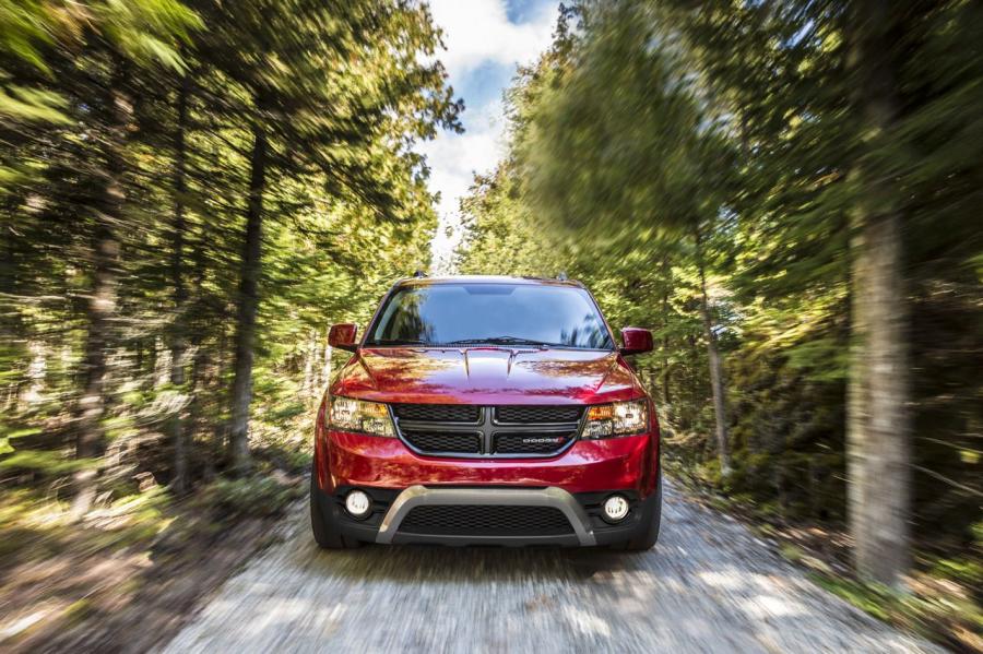  Dodge Journey Crossroad 2014 года  (фото 17 из 63)